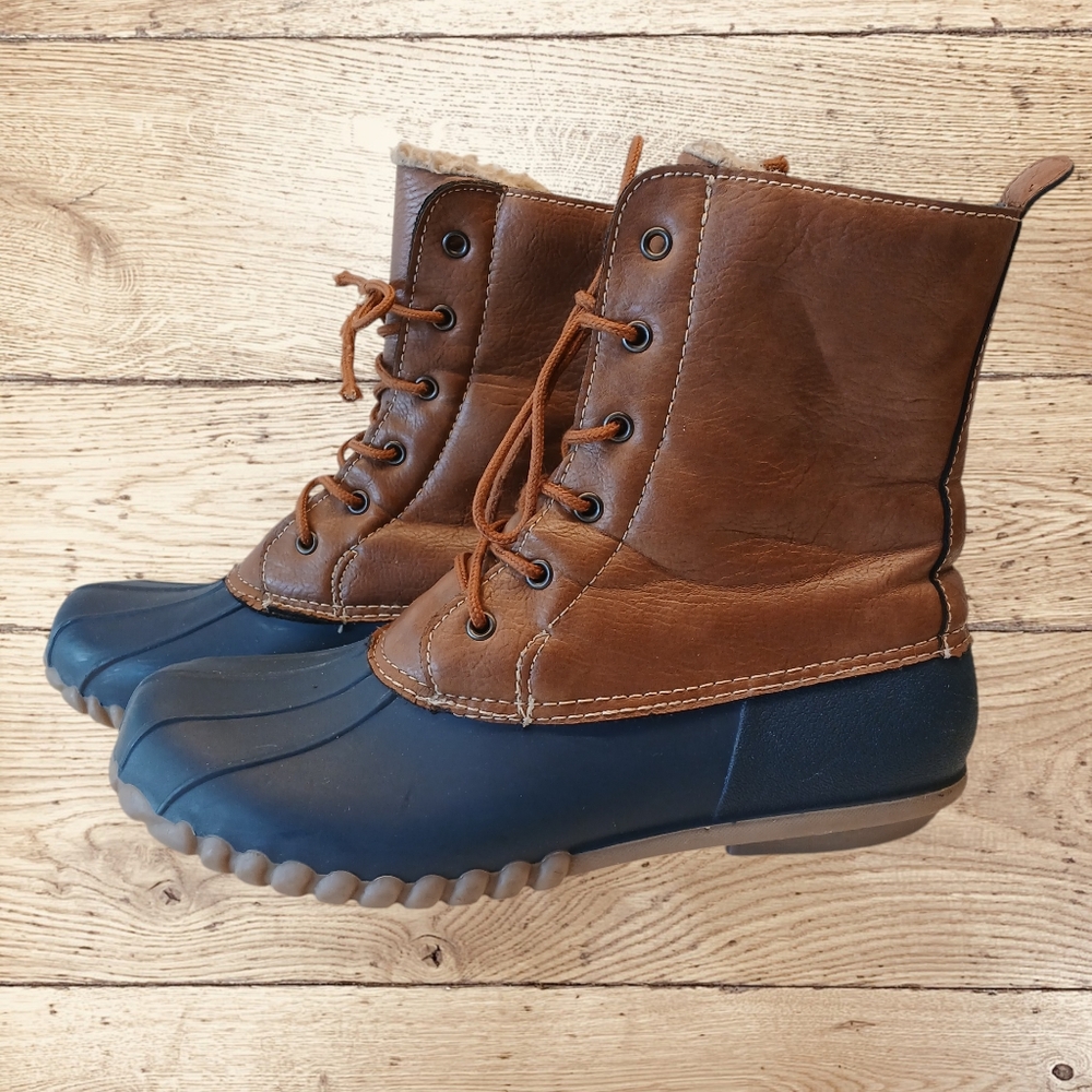 Women's Bear Traps Boots, Size 9M, Waterproof. Brown/Navy